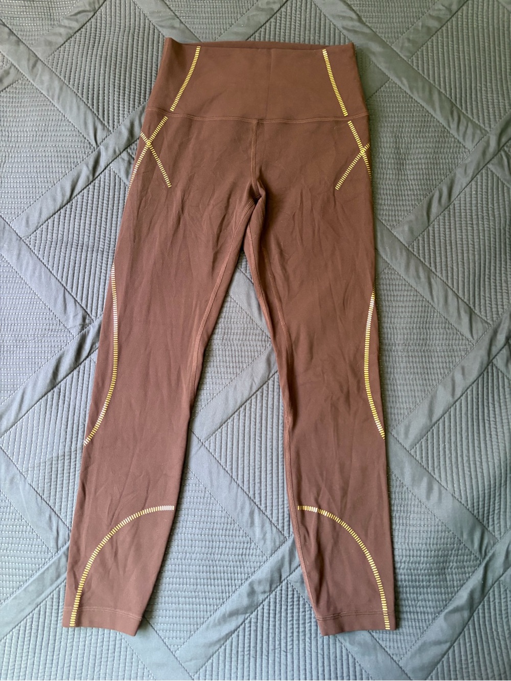 Lululemon Brown Cropped Leggings Women’s Size 6 High Rise Yoga Athletic